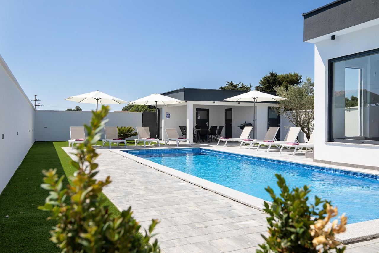 Villa L&L Медулин Экстерьер фото