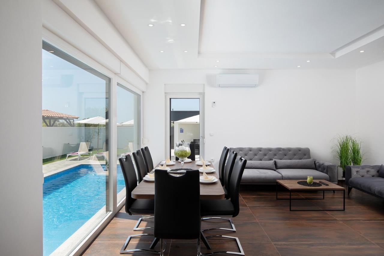 Villa L&L Медулин Экстерьер фото